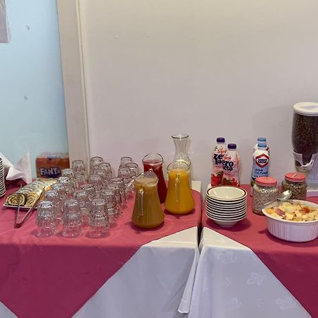 Hotel Boston 퀼로타 외부 사진